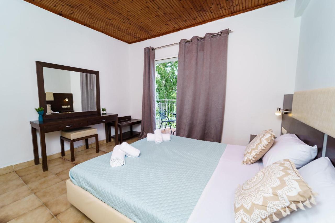 Mayo Rooms Zakynthos Akrotiri  Buitenkant foto